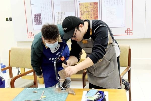 解锁公共图书馆“新玩法”