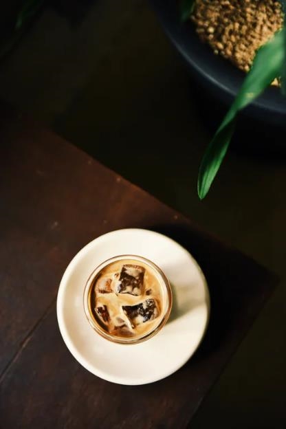 红茶咖啡鸡尾酒的调制方法